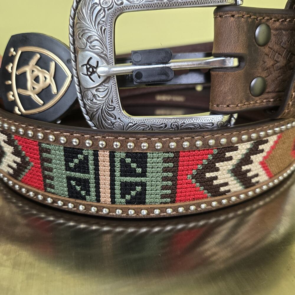 Ariat Mens Size 32 Belt Embroidered Red Green Southwestern Style